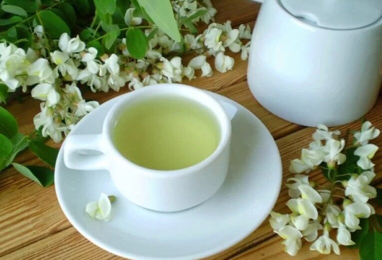 Infusion acacia